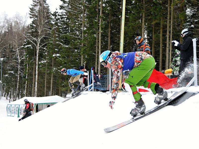 Čtvrtý ročník FIS Evropského poháru ve snowboardingu se konal v Mariánských Lázních.