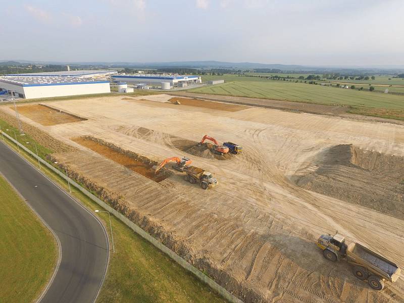 Logistická společnost DHL spustí na začátku příštího roku provoz nového distribučního centra.