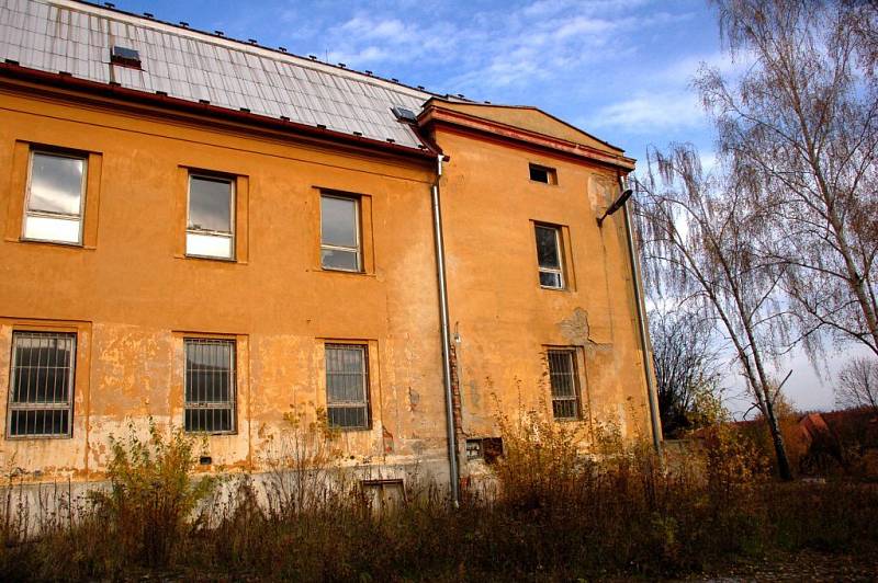 Chebská kasárna na Zlatém vrch v Chebu