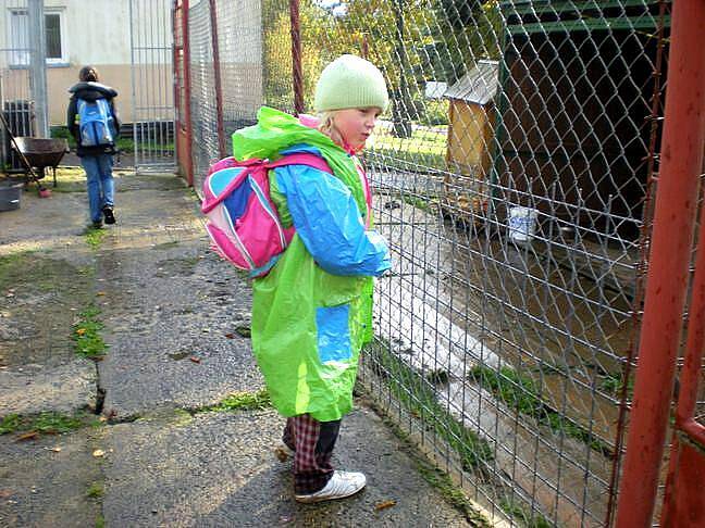 DĚTI SE BĚHEM VÝLETU do útulku v Hraničné ani chvilku nenudily. 