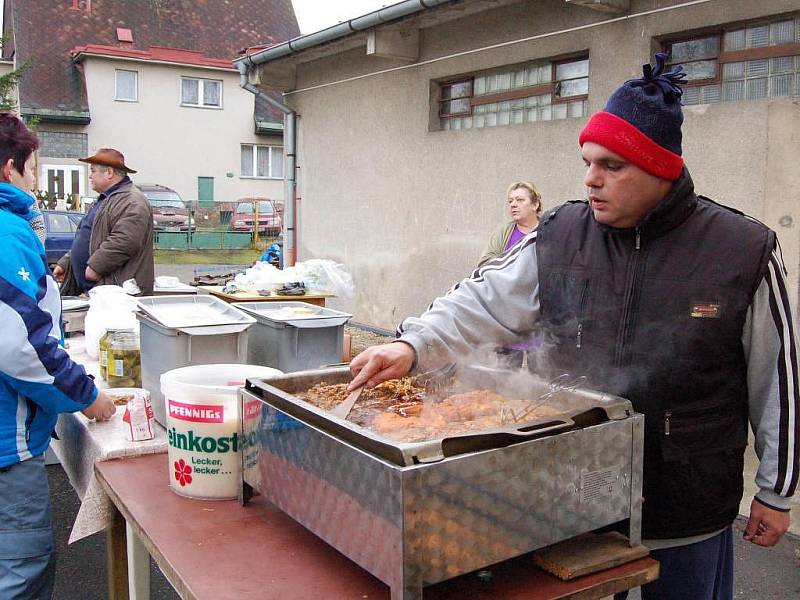 V Okrouhlé se konaly opět po roce vepřové hody