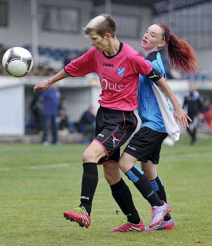 Chebské fotbalistky si připsaly další tři body