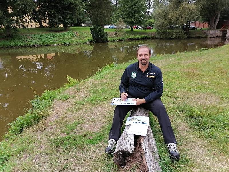 Rybářské závody policejních veteránů.