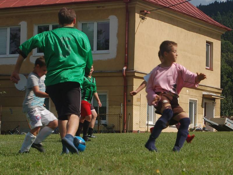 V Milíkově se uskutečnil fotbalový srandamač MARBEMAR.