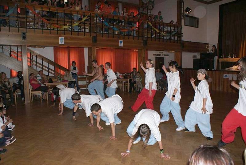 V Lubech se konala soutěž ve street dance s názvem Modrý slon.