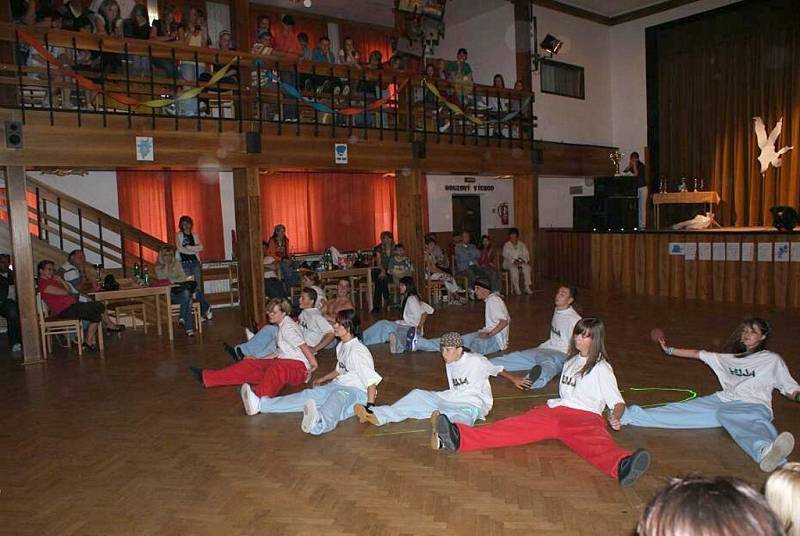 V Lubech se konala soutěž ve street dance s názvem Modrý slon.