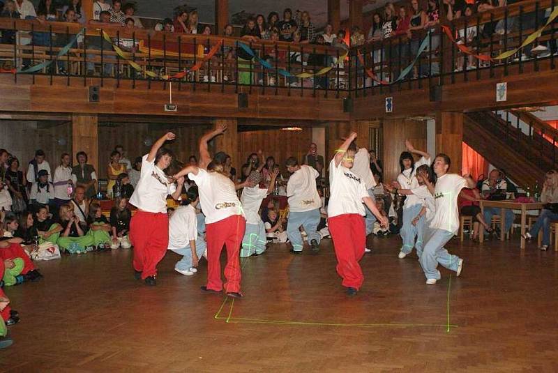 V Lubech se konala soutěž ve street dance s názvem Modrý slon.