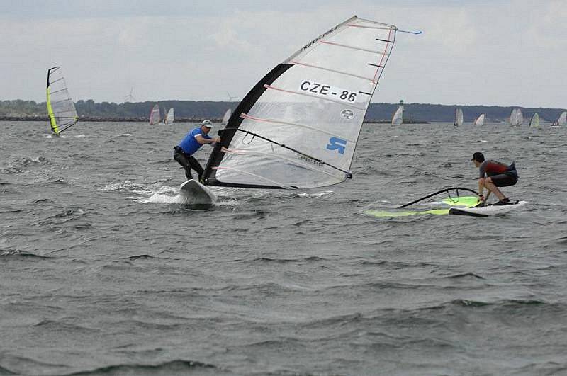 Fotoohlédnutí za windsurfingovým Raceboard World Championships 2009 v německém Warnemünde