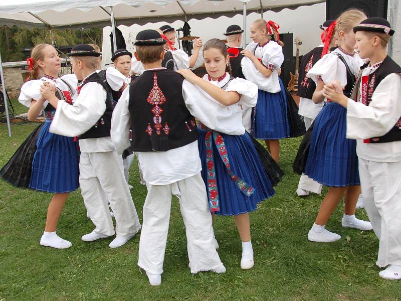 Víkend na hradě Seeberg byl ve znamení 740. výročí a vína.