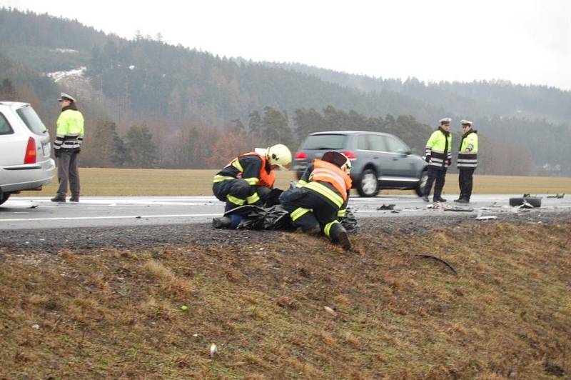 Tragická dopravní nehoda u Brodu nad Tichou, ke které došlo v pátek 27. února