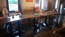 Velká voda vyplavila Restauraci & Penzion Magdalena v Doubravě na Ašsku.