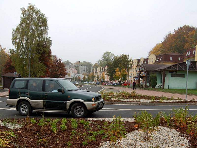 Slavnostní otevření rekonstruovaného průtahu Aší