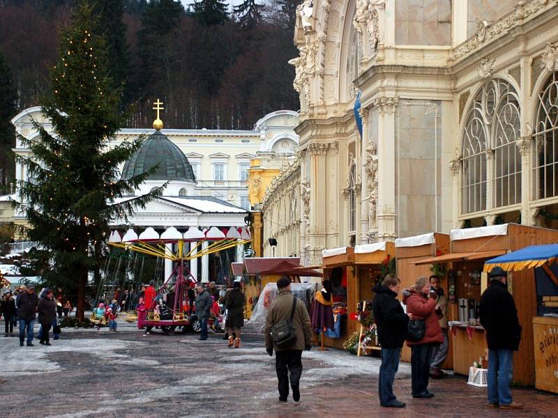 Vánoční trhy u mariánskolázeňské kolonády