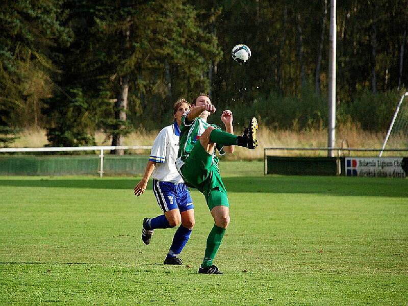 V KRAJSKÉM PŘEBORU mužů v kopané  prohrály doma Františkovy Lázně s  Citicemi. (Fr.  Lázně - Citice 1:2). 