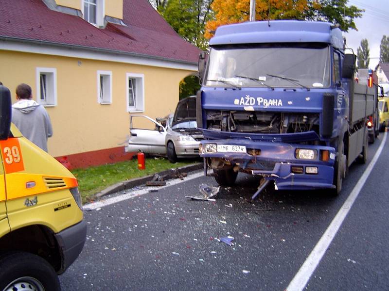 Tragická dopravní nehoda ve Velké Hleďsebi na Mariánskolázeňsku