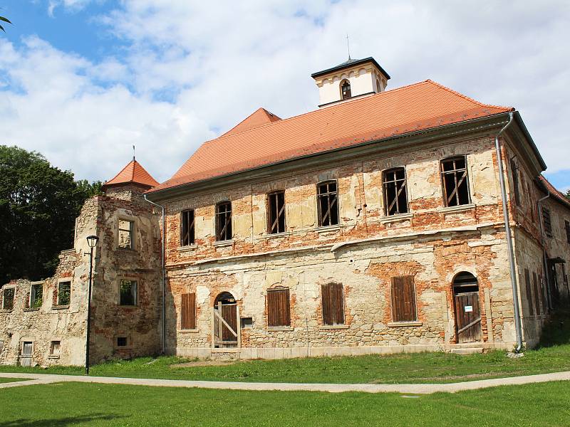 Vesnicí roku Karlovarského kraje se stala obec Hazlov, ve které trvale žije necelých 1600 obyvatel.