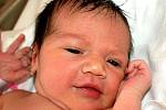 MIA BIHARYOVÁ se narodila v chebské porodnici v úterý 8. března v 11.30 hodin. Na svět přišla s váhou 3650 gramů a mírou 51 centimetrů. Doma v Kynšperku se z malé Mii raduje maminka Adéla spolu s celou rodinou.