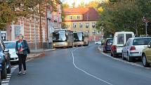 Už 2000 autobus vypravil na divadelní představení do Prahy profesor chebského gymnázia Miroslav Stulák.