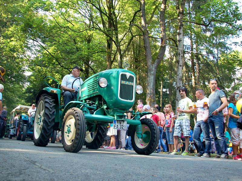 Několik stovek hostů z Lubů a německého města Erlbach a dalších měst zavítalo o víkendu do Lubů. Konal se tu již devatenáctý ročník Hraničních slavností. 