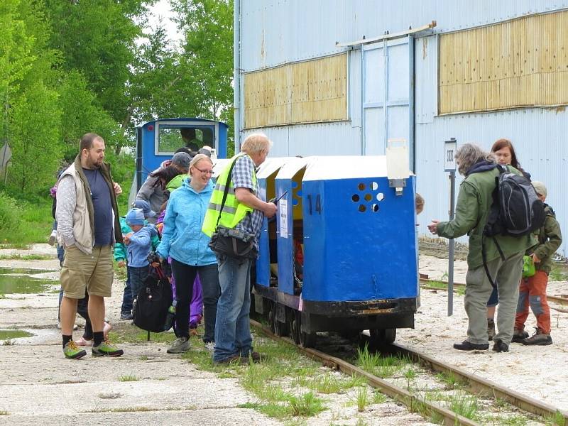 Úzkorozchodná dráha u přírodní rezervace Soos opět v květnu přilákala stovky cestujících.