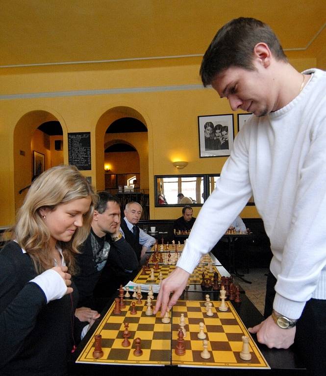 Šachová simultánka v Mariánských Lázních