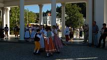 Výběr fotografií z minulých ročník folklorního festivalu Mariánský podzim