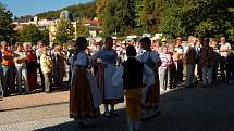 Výběr fotografií z minulých ročník folklorního festivalu Mariánský podzim