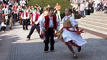 Výběr fotografií z minulých ročník folklorního festivalu Mariánský podzim