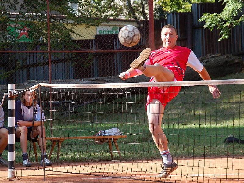 Ašští sehráli v sobotu  12. 9. 2009 nadstavbovou část první  I. ligy - play out  z týmem Plzeň Bílá Hora na domácí půdě v areálu Tyršova stadionu v Aši.