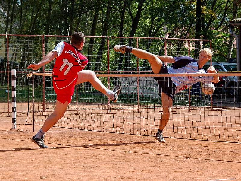 Ašští sehráli v sobotu  12. 9. 2009 nadstavbovou část první  I. ligy - play out  z týmem Plzeň Bílá Hora na domácí půdě v areálu Tyršova stadionu v Aši.