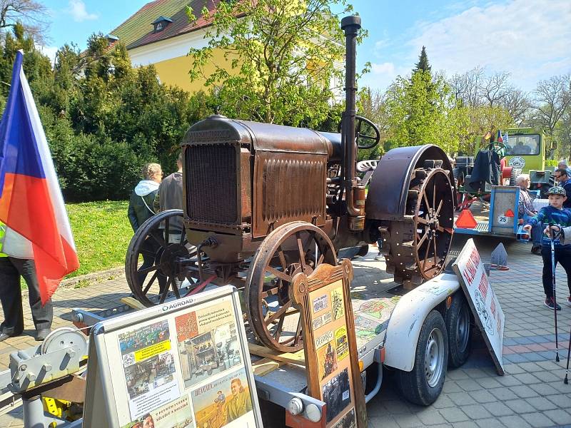 Františkovy Lázně byly plné historických vozidel.