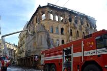 V Mariánských Lázních vyhořel bývalý hotel.