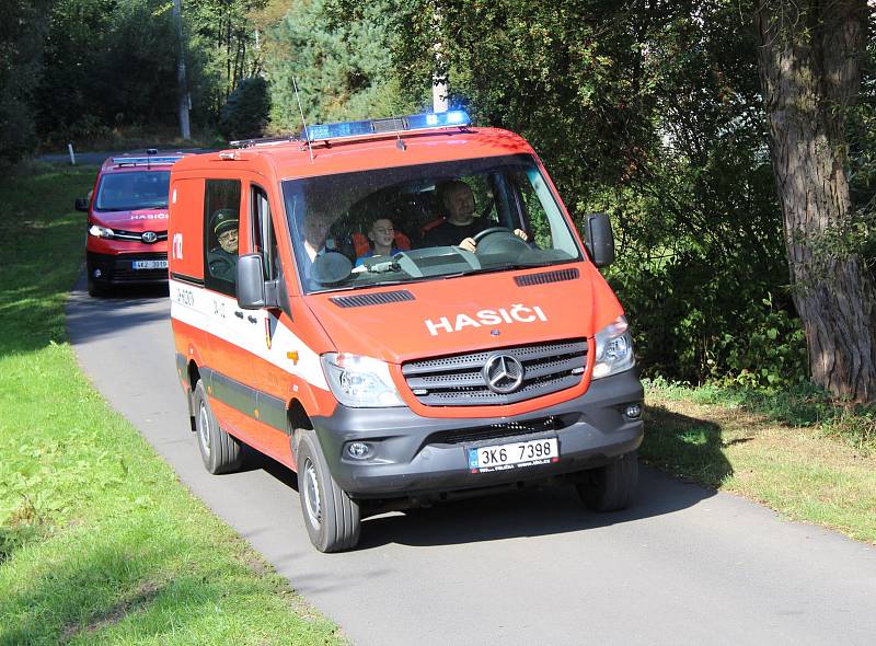 Ve velkém duchu se nesly oslavy 135. lety od založení Sboru dobrovolných hasičů v Boru u Karlových Varů. Součástí bylo i vysvěcení zbrusu nového praporu v kostele svaté Máří Magdalény.