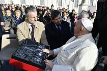 Křišťálový Papež z Moseru po sto letech znovu ozdobí Vatikán