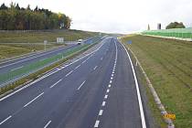 Zdroj: Ředitelství silnic a dálnicSilnice na Chebsku dostaly během zimy na frak a u některých úseků se opravy protáhly.