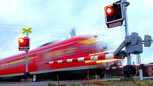 Železniční přejezd v Milhostově dostane letos nové zabezpečení.