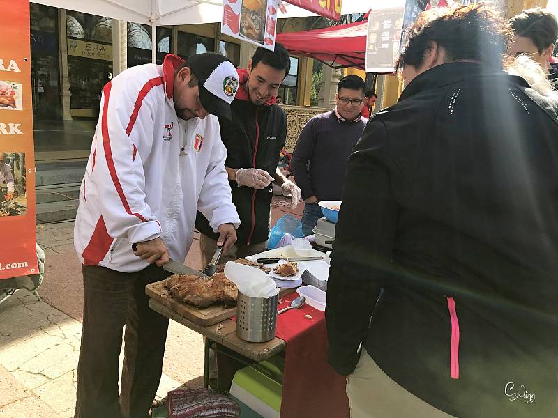 Také jídlo může být zatraceně sexy. Dokázal to i první ročník Lázeňského Food Festivalu, který si v sobotu v Mariánských Lázních užily tisíce lidí.