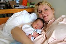 VLADIMÍR BURDA z Aše přišel na svět v chebské porodnici 10. května v9.48 hodin. Měřil 51 centimetrů a vážil 3,61 kilogramu