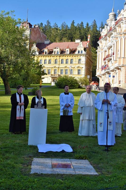 V centru Mariánských Lázní bude stát děkovný sloup