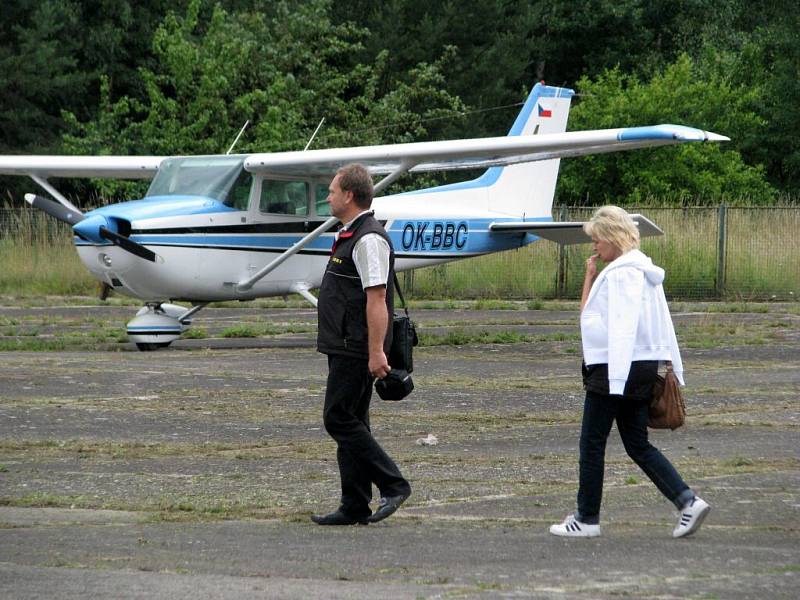 Slet ultralehkých letadel na letišti v Mariánských Lázních - Sklářích