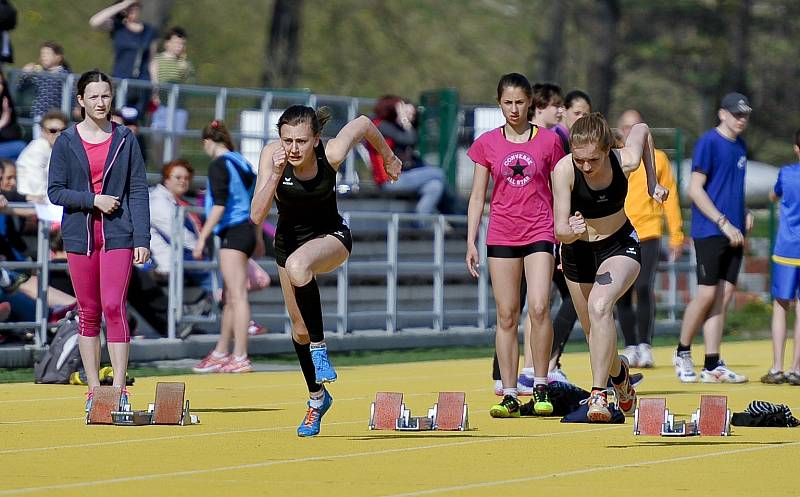 Chebská Zlatá dráha byla plná atletů