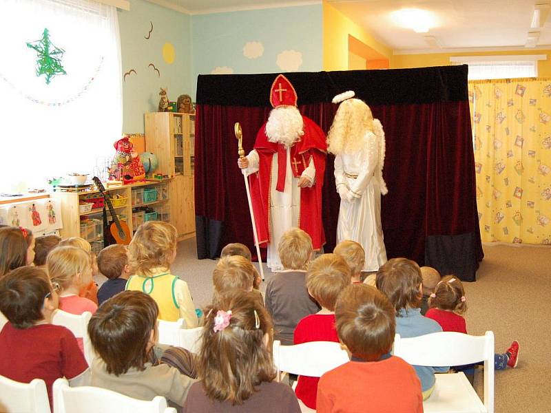 Do dětského očního stacionáře v Chebu nakonec dorazil jen malý Luciferův vnuk.