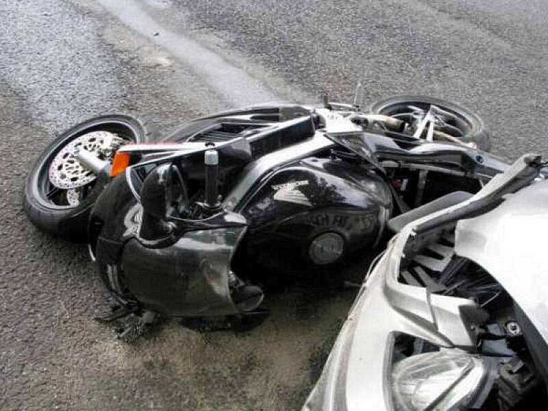 Tragická dopravní nehoda, ke které došlo na křižovatce ulic Dragounská a Písečná v Chebu