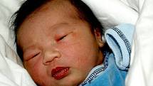 TIEP VU DINH, chlapeček, se narodil ve středu 5. ledna ve 14.35 hodin. Vážil 3450 gramů a měřil 48 centimetrů. 