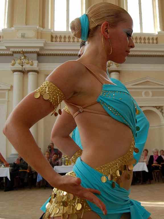 Taneční soutěž ve Františkových Lázních. Latinsko.americké tance, to byla pastva pro oči mužských příznivců soutěže