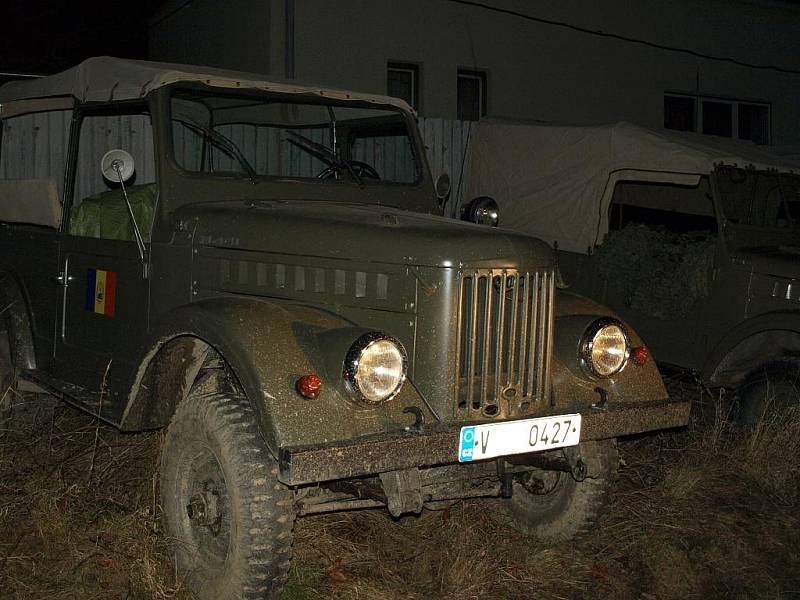 Milovníci offroadů a vojenských aut se sjeli do Lubů. Zde se totiž konal branně orientační závod. Ten byl zároveň také oslavou pětadvacátého výročí založený Military car club Sokolov.