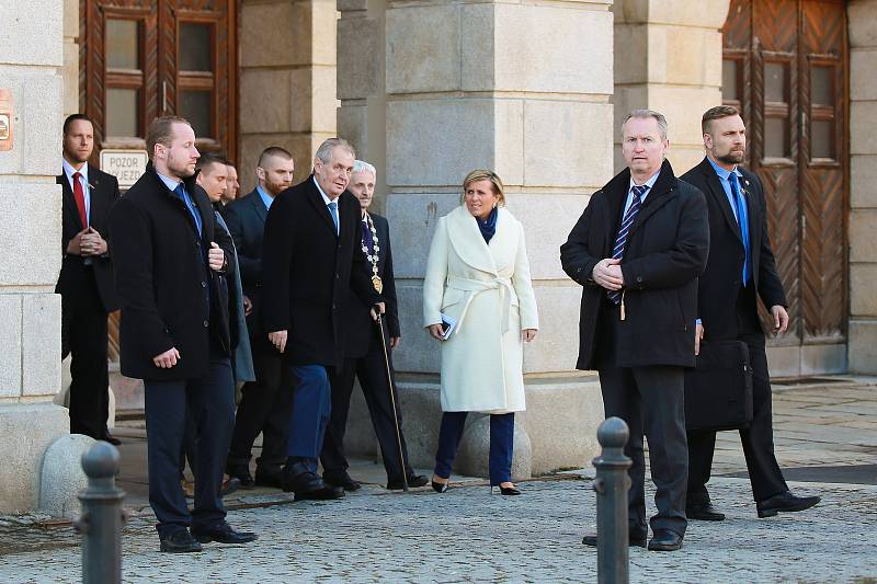 Prezident Miloš Zeman navštívil Aš už podruhé. A proč? „Protože jste si mě vybrali."