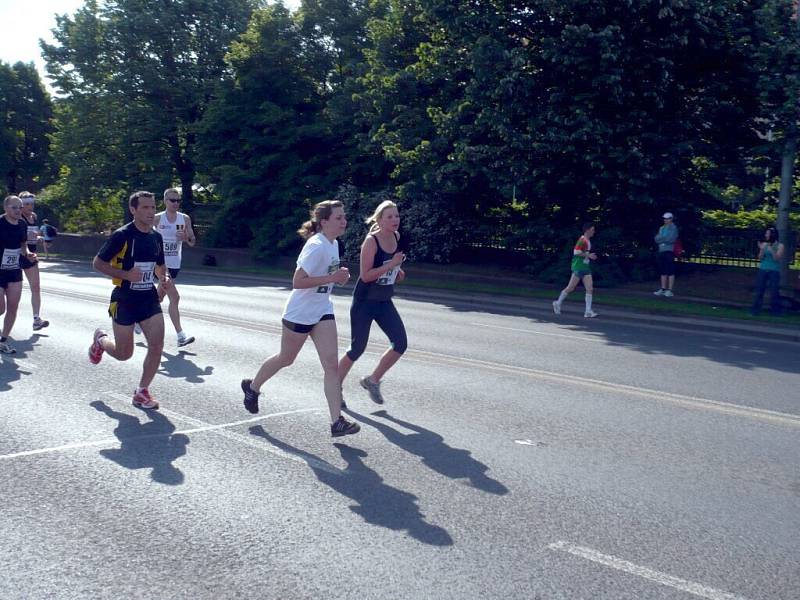 Studenti chebského gymnázia se zúčastnili pražského maratonu