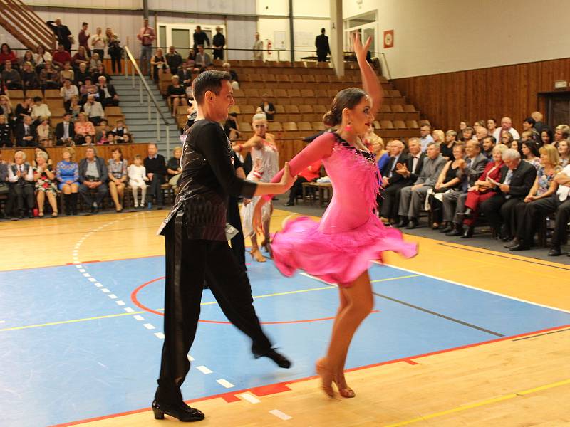 Už pětadvacátý ročník má za sebou uznávaná Mezinárodní taneční soutěž Grand Prix.