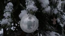 Zasněženou magickou Podhoru využili fotografové, nazdobili vánoční strom.